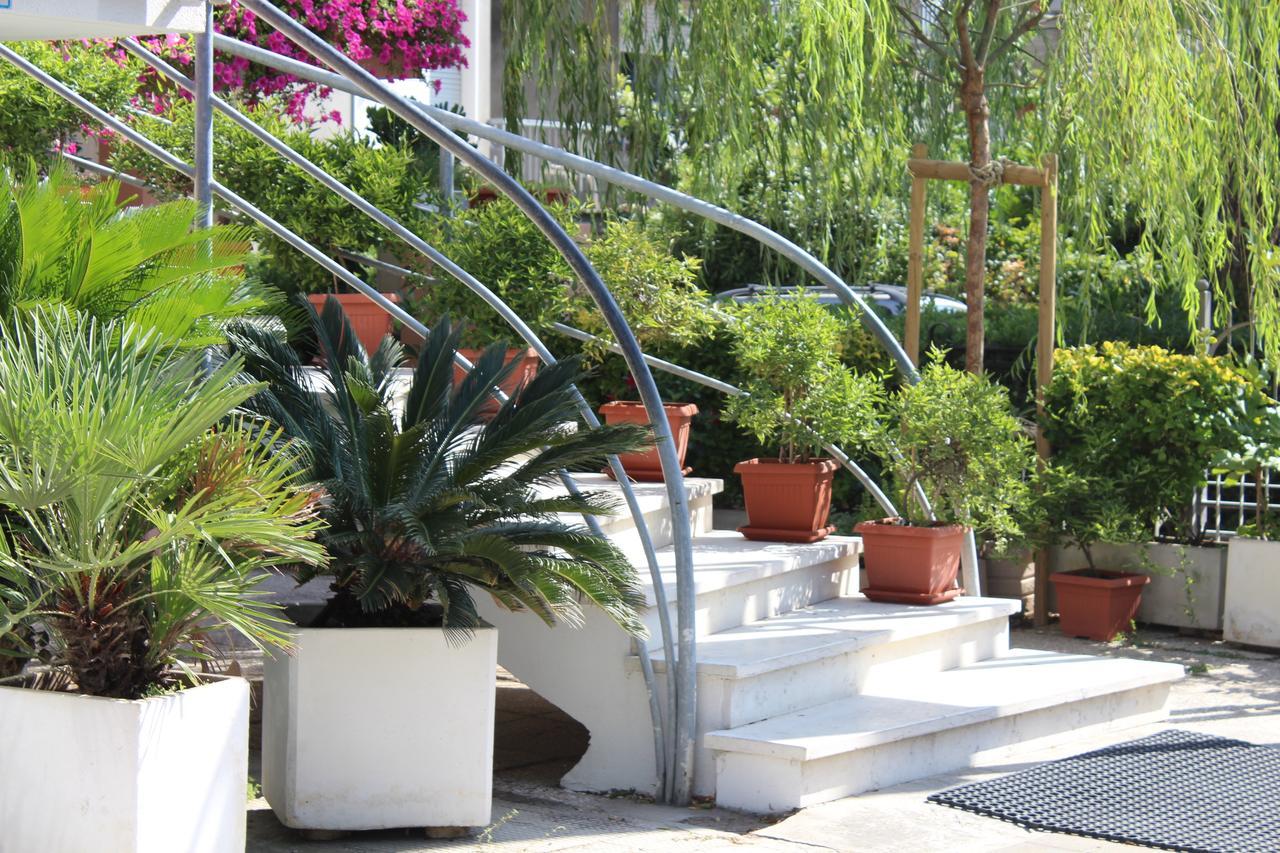 Hotel American Bellaria-Igea Marina Exterior foto